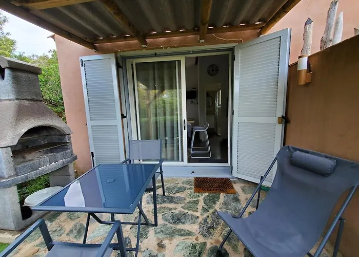 Mini 200 Metres De La De Santa Guilia * 维琪奥港